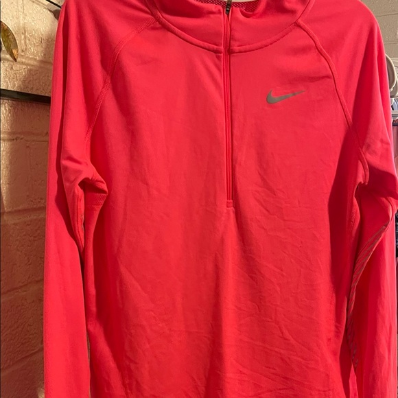 Pink Nike running top - Picture 1 of 10